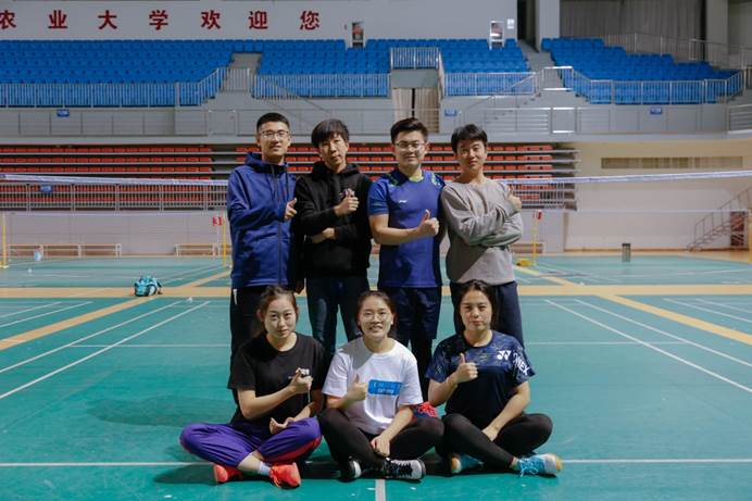 说明: C:\Users\lx\Desktop\研究生网站\韦德网站（中国）官方研究生羽毛球比赛\微信图片_20190328141325.jpg